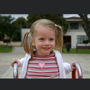 Meet your Posher, Esperanzza